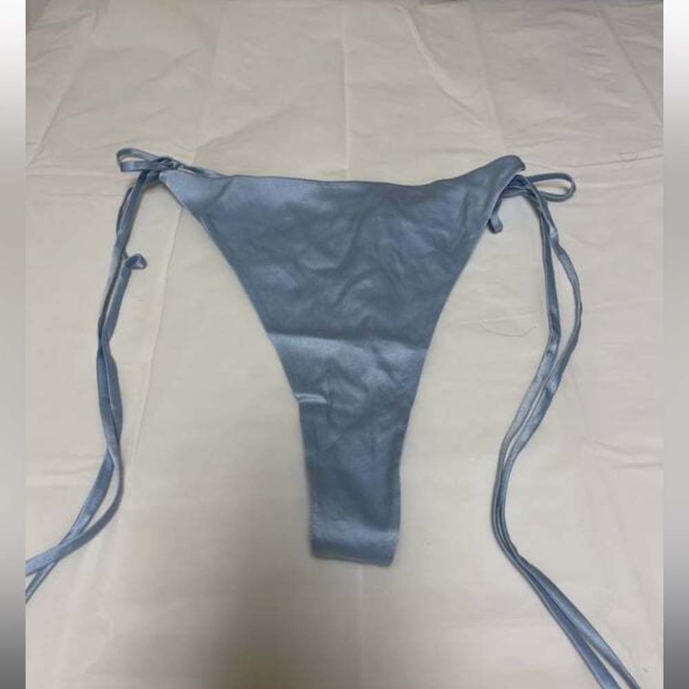 Women’s SKIMS Bridal Thongs Glaciar Swim - Picture 2 of 5